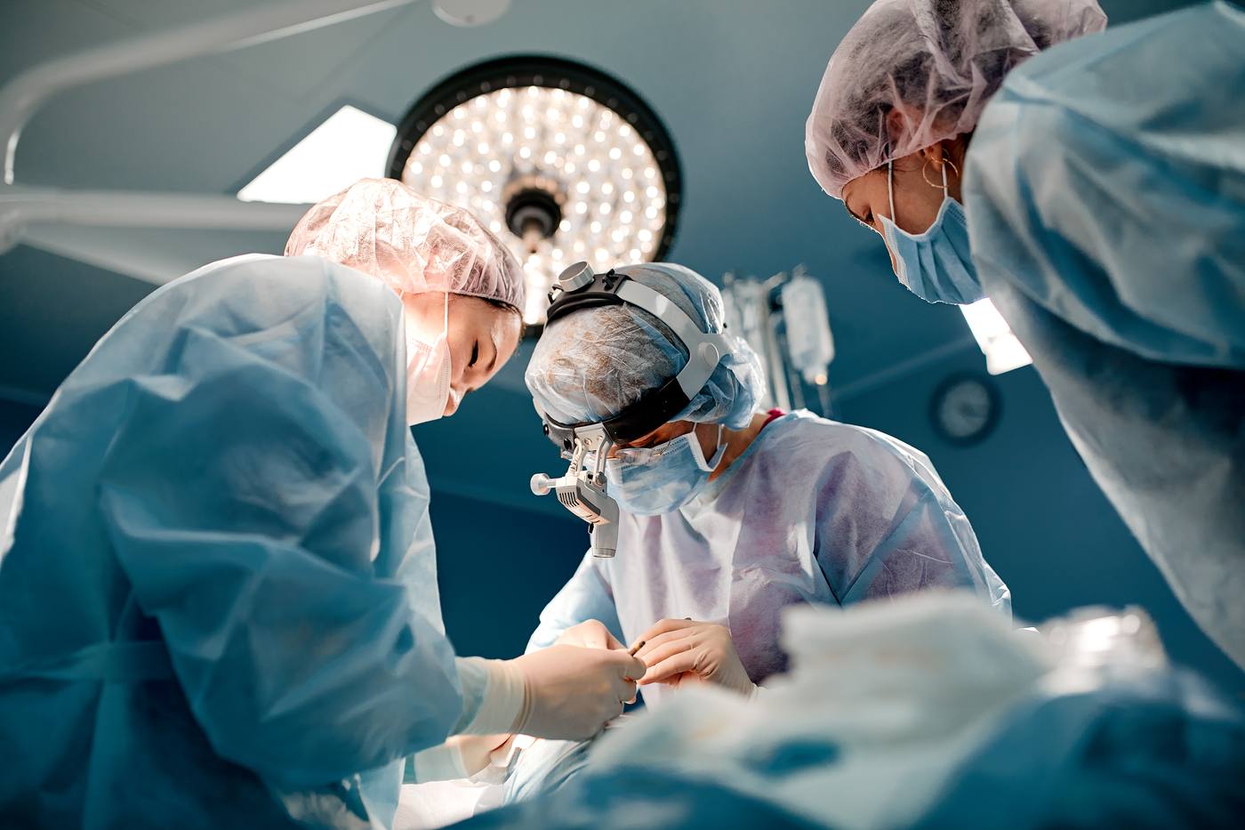 Checklist of steps in a workers' compensation claim with a calendar and medical records